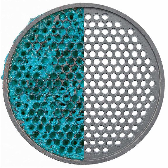 Breaker plate before after cyan